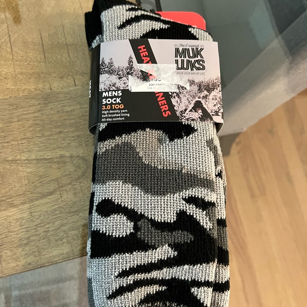 Muk Luks heat retainers Black and Gray Camouflage Socks slippers